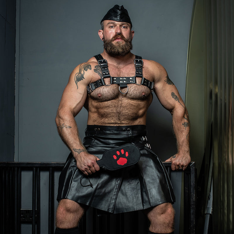 Load image into Gallery viewer, Prowler RED Leather Kilt Black
