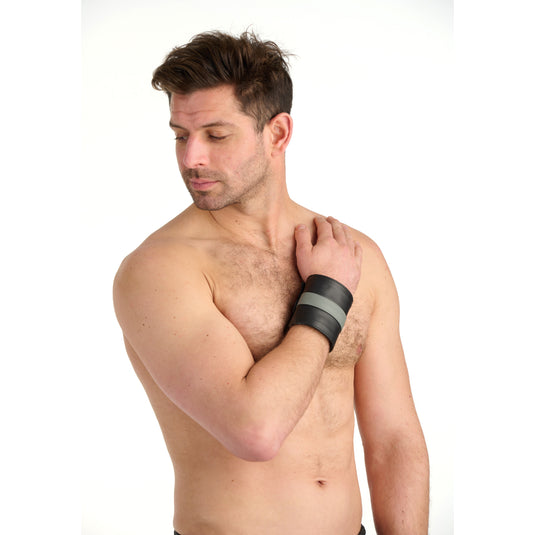 Prowler RED Leather Wrist Wallet Black Grey