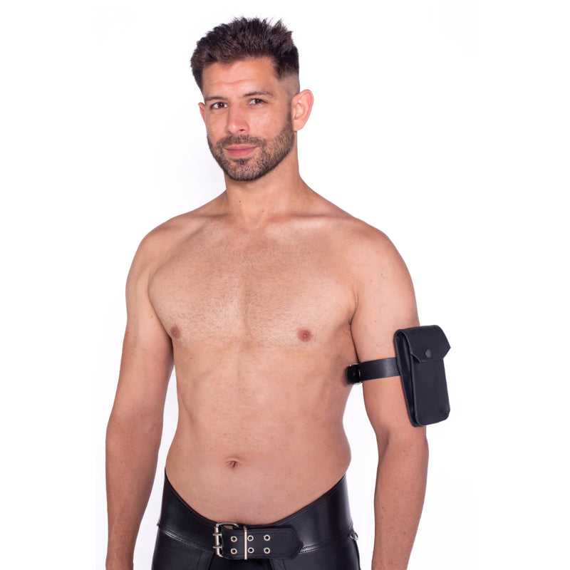 Load image into Gallery viewer, Prowler RED Leather Belt Pouch Wallet Black Large
